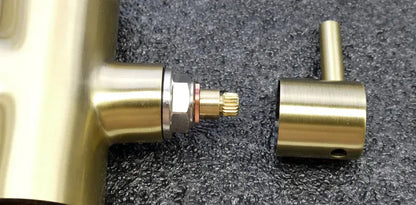 New Solid Brass Swivel 3 in 1 Drinking Water Kitchen Faucets Robinet Para Torneira Wels Sink Mixer Tri Flow 3 Way Filter Taps