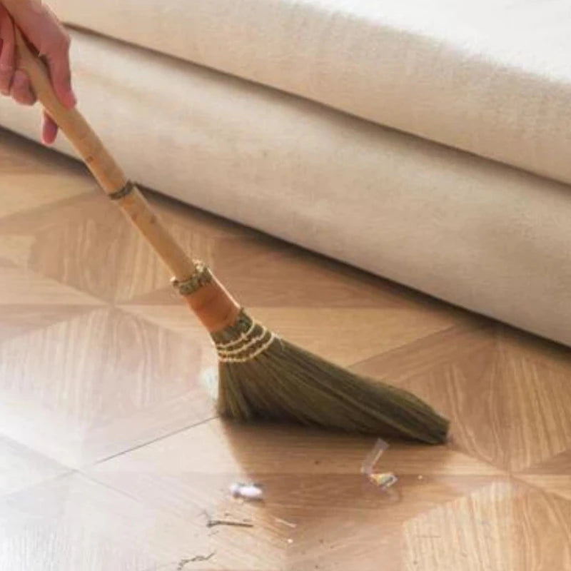 Elegant Soft-Fur Japanese Broom — A Calm Solution for Dust-Free, Peaceful Homes