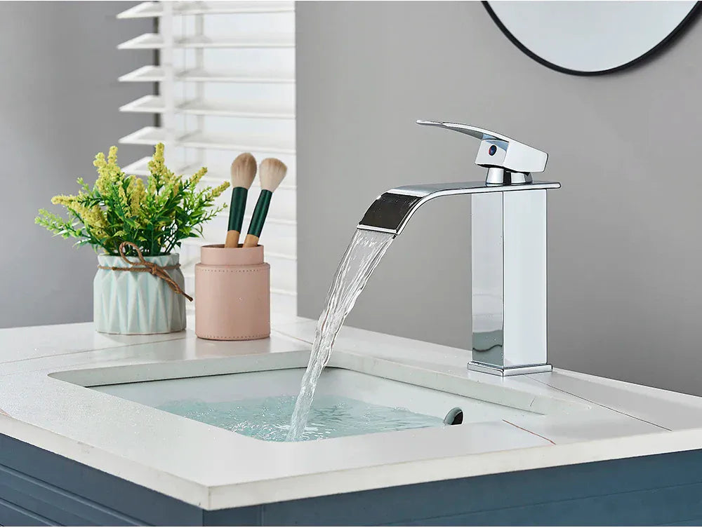 Brushed Golden Basin Faucets Elegant Waterfall Bathroom Sink Faucet Single Lever Hole Deck Mount Brass  Mixer Taps