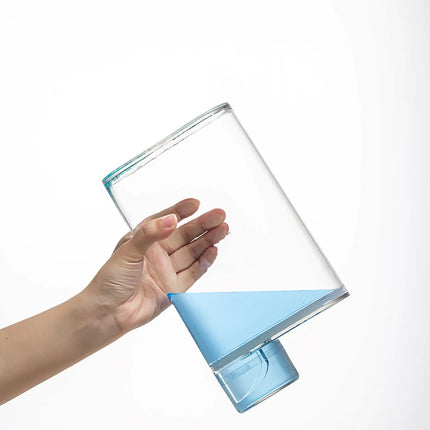 Bouteille distributrice de lessive transparente avec réservoir fermé