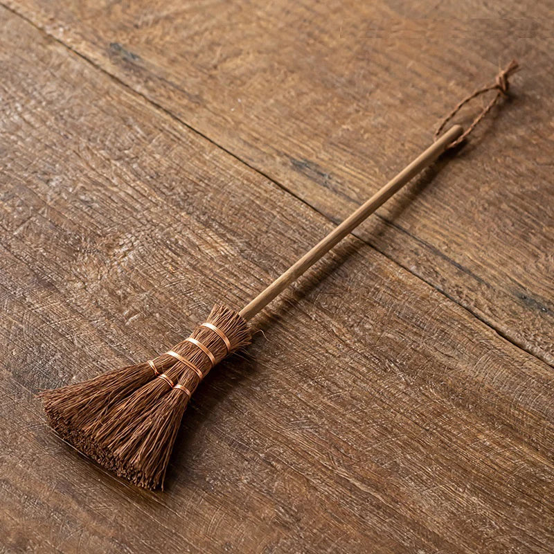 Desktop Broom Creative Simple Household Mini Multi-purpose Cleaning Small Broom Window Crevices Brush Vintage Palm Bristle Brush