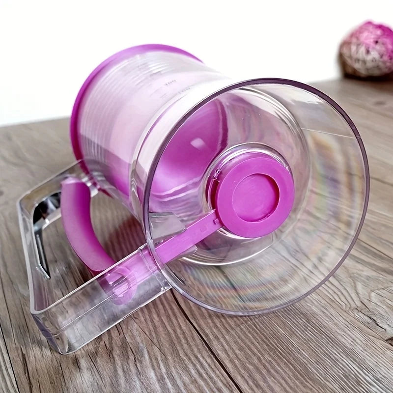 1 distributeur de pâte à crêpes, cupcakes et gâteaux, 900 ml, avec entonnoir gradué manuel (1 pièce).