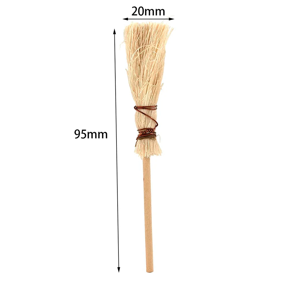 1Pcs 1/12 Dollhouse Miniature Accessories Mini Wooden Broom Model for Doll House Decoration ob11 bjd