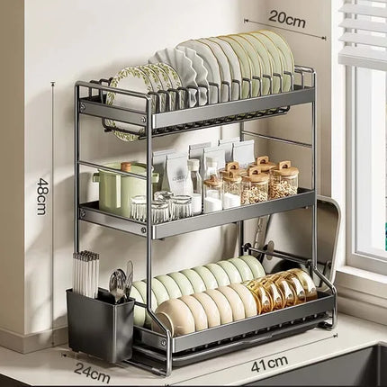 Égouttoir à vaisselle en acier inoxydable pour le rangement et l'organisation de la cuisine. Ce support est idéal pour la vaisselle, les ustensiles de cuisine et les tables.