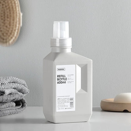 Bathroom Large Capacity Laundry Detergent Bottle Filled With Household Refillable Cleaning Agent Laundry Detergent Bottle
