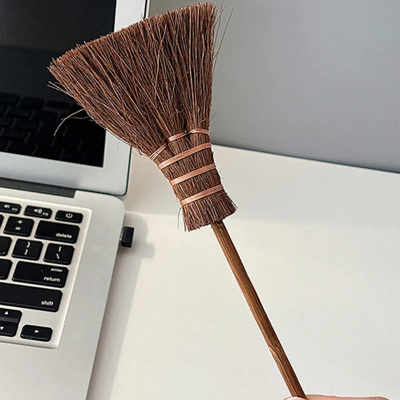 Desktop Broom Creative Simple Household Mini Multi-purpose Cleaning Small Broom Window Crevices Brush Vintage Palm Bristle Brush