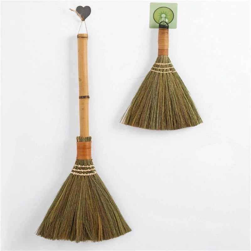 Elegant Soft-Fur Japanese Broom — A Calm Solution for Dust-Free, Peaceful Homes