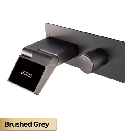 Robinet de salle de bain mural de luxe en laiton gris anthracite avec affichage numérique LED. Robinet de salle de bain monocommande avec eau chaude et froide intégrée.