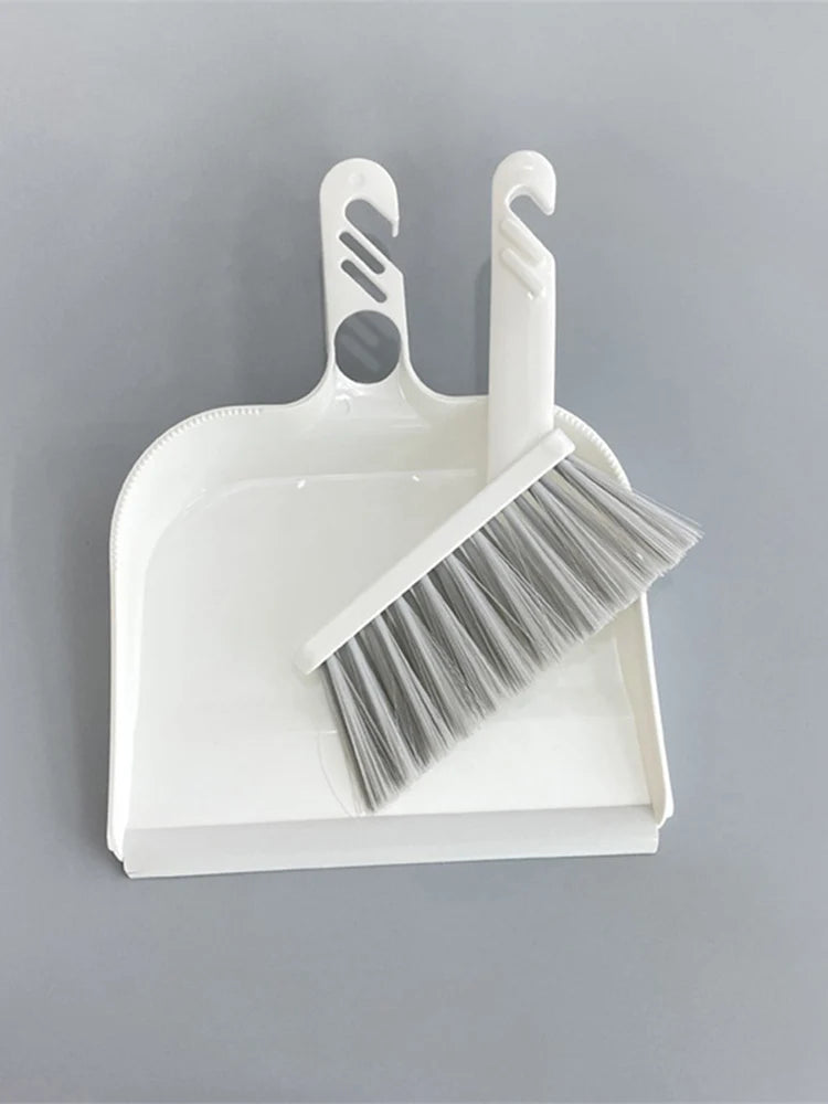 Mini desktop broom dustpan set household broom broom bed children's small broom