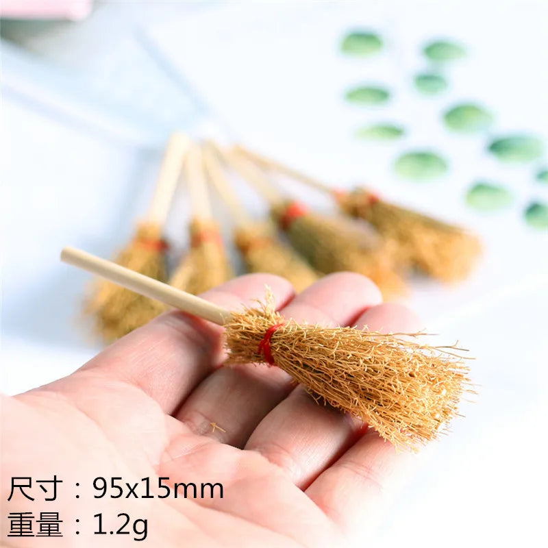 1/6pcs Mini Broom Witch Straw Brooms DIY Hanging Ornaments for Halloween Party Decoration Costume Props Dollhouse Accessories