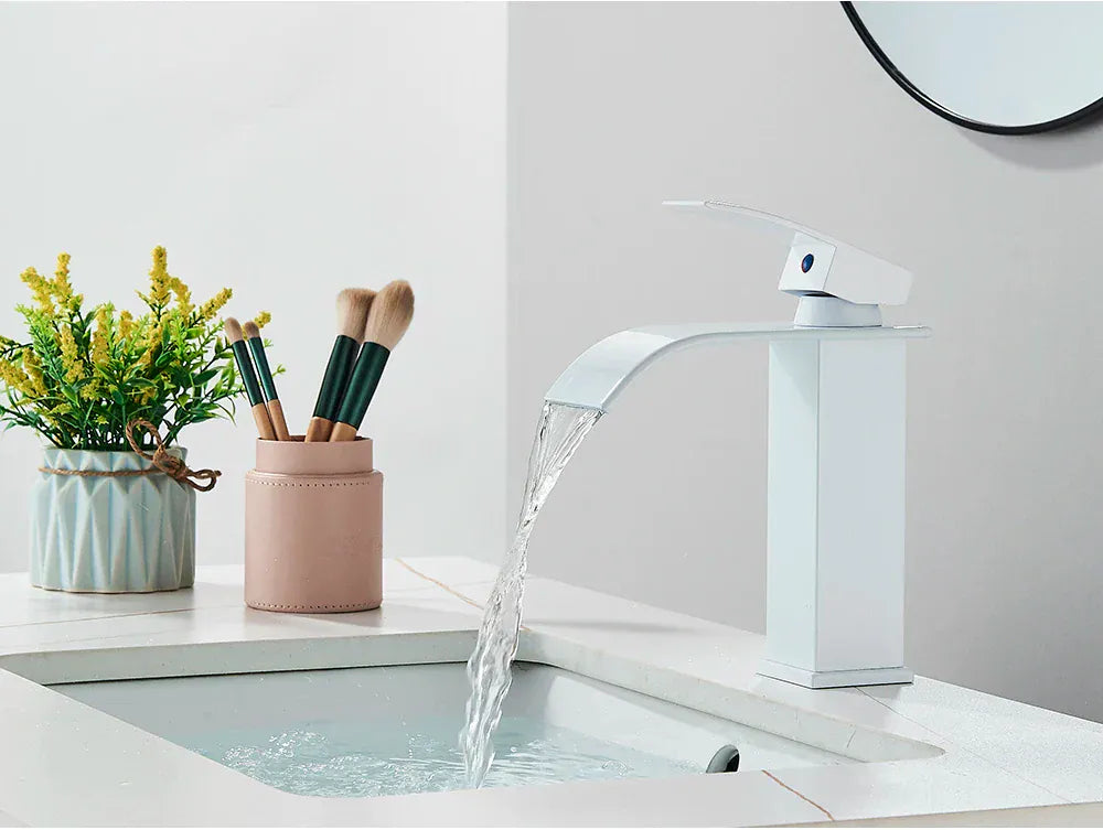 Brushed Golden Basin Faucets Elegant Waterfall Bathroom Sink Faucet Single Lever Hole Deck Mount Brass  Mixer Taps