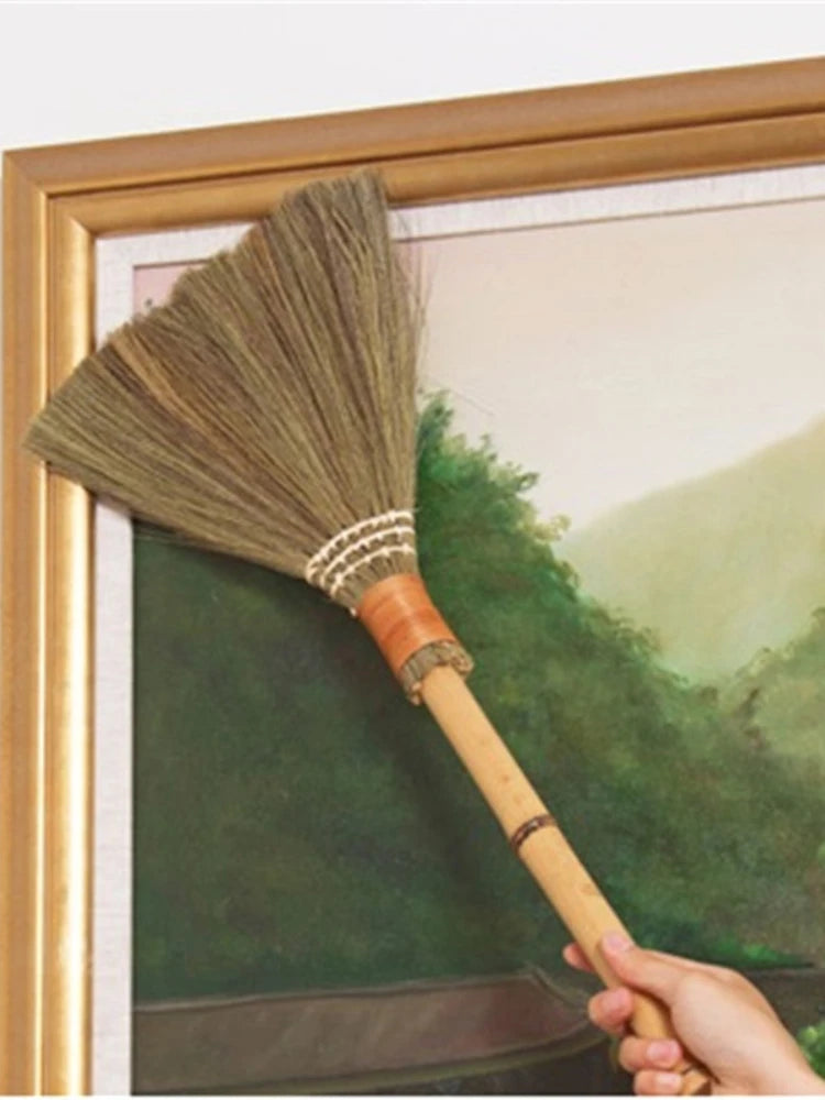 Elegant Soft-Fur Japanese Broom — A Calm Solution for Dust-Free, Peaceful Homes